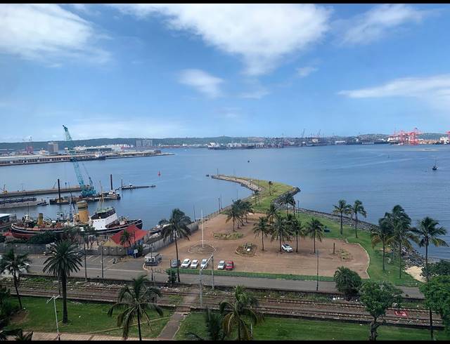 1.5 BEDROOM APARTMENT FOR SALE IN ESPLANADE